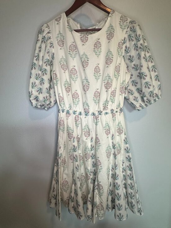 Christian Lacroix Dresses & Skirts - Christian LaCroix 100% Cotton Tie Back Flare floral dress w Puff Sleeves - Med.